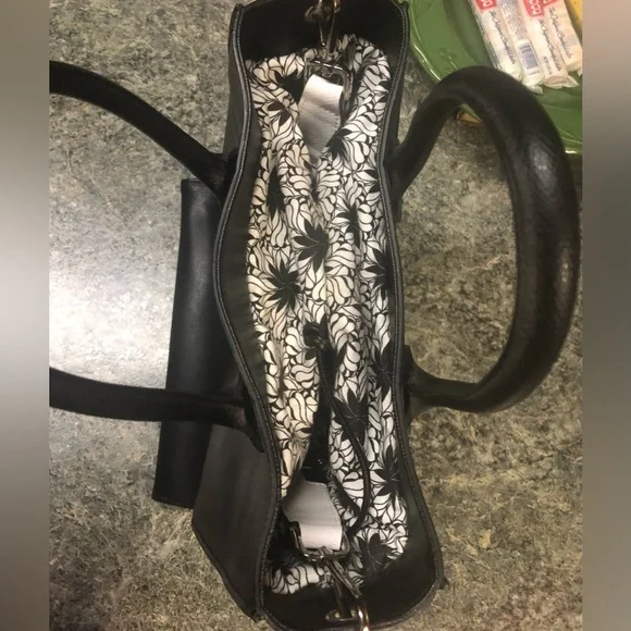 Black Intrend Calf Leather Bag - Picture 2 of 6